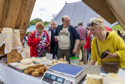 Wiślański Wygón Łowiec - stoiska z produktami regionalnymi